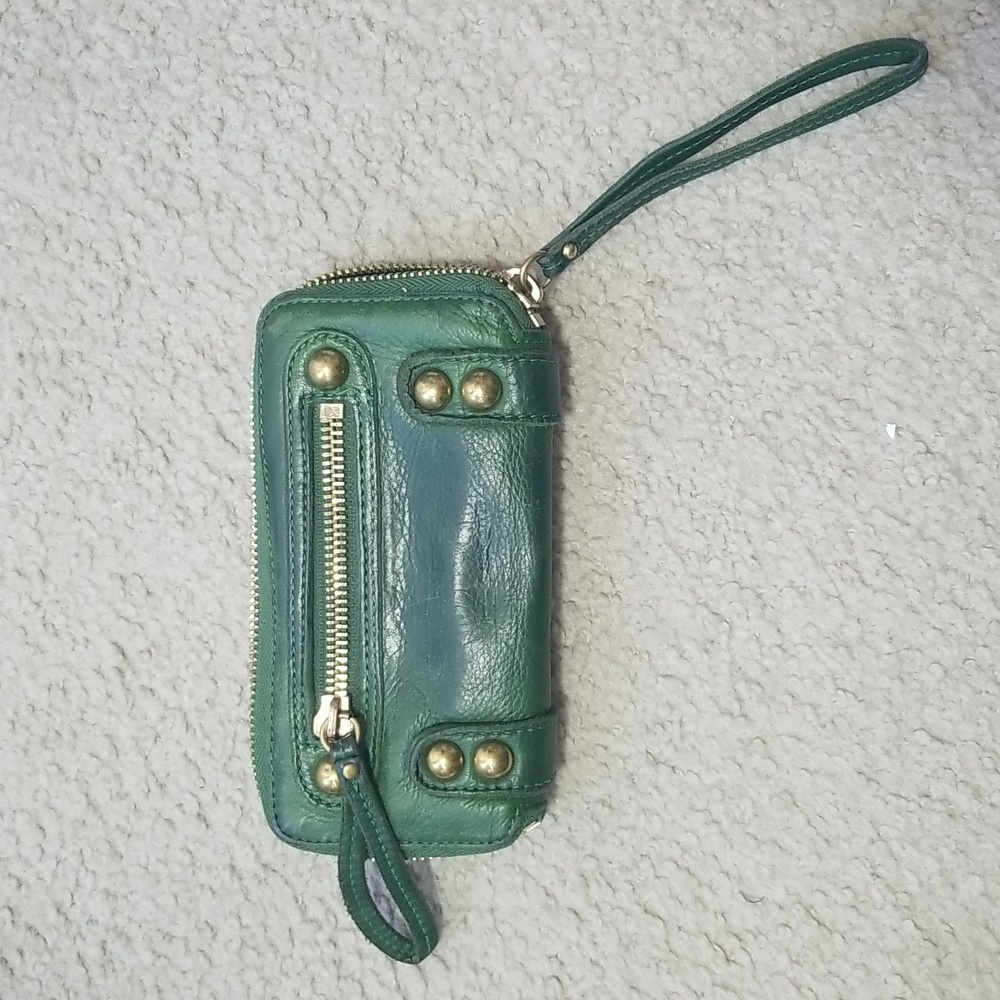 Linea Pelle leather wallet